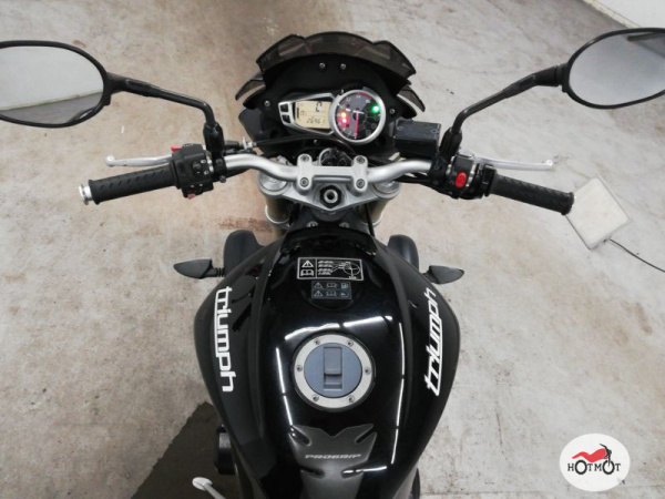 Мотоцикл TRIUMPH Street Triple 2011, Черный пробег 26961 | Мототека