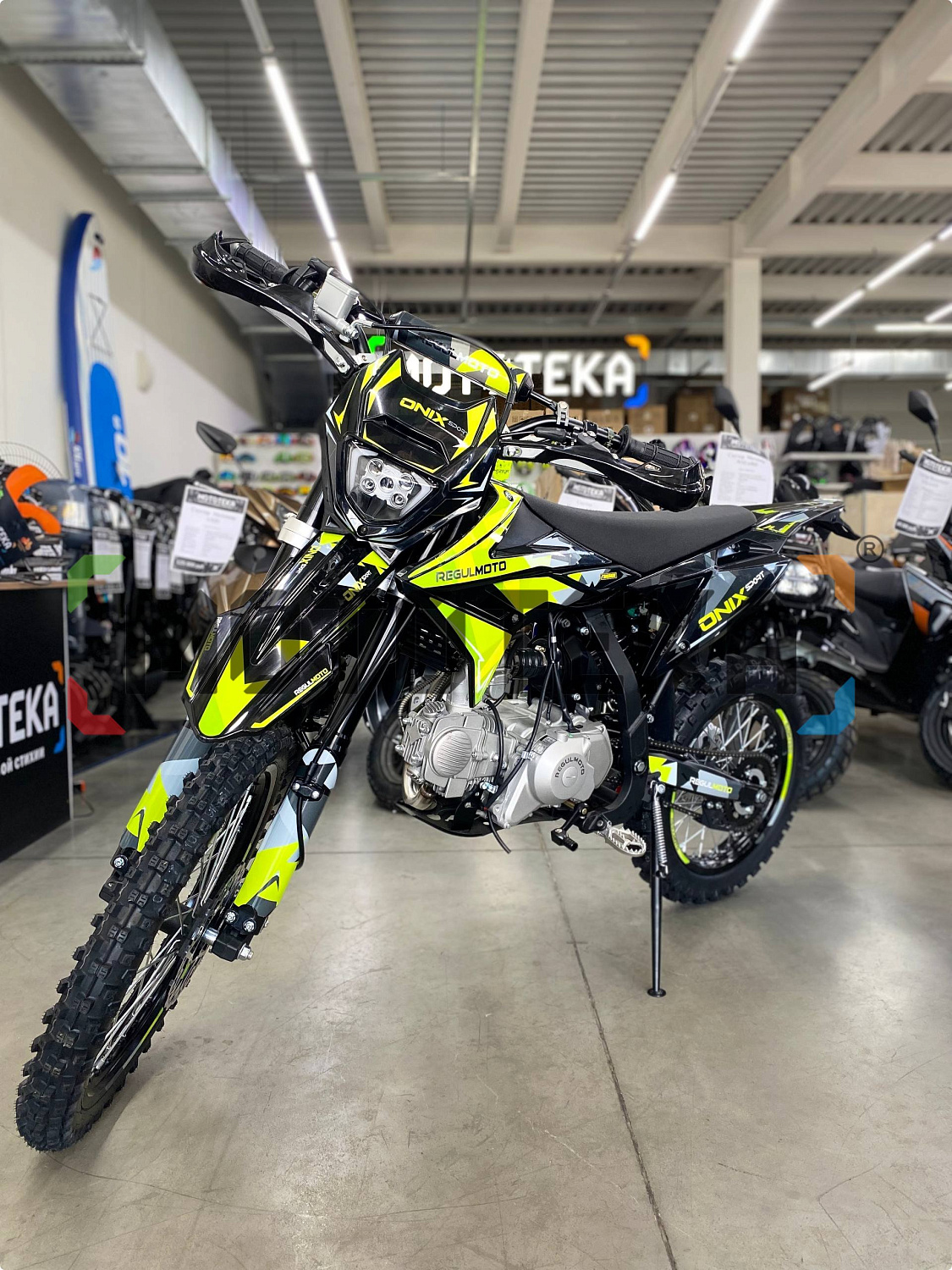 Сезон 2025! Питбайк Regulmoto (Регулмото) ONIX SPORT черный/зеленый
